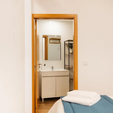 Alvarenga Apartments Вилла Алваренга