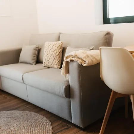 Alvarenga Apartments Вилла *