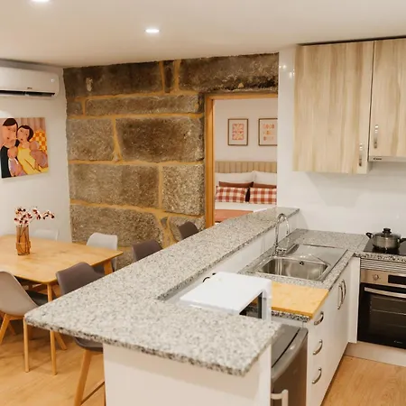 Villa Alvarenga Apartments Alvarenga