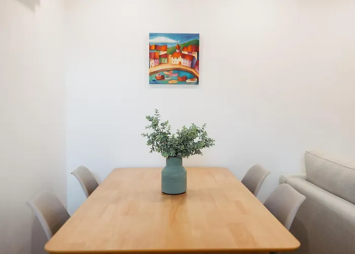 فيلة Alvarenga Apartments الفارينغا