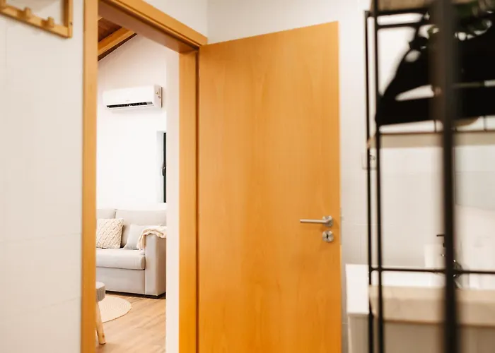 ヴィラ Alvarenga Apartments アルヴァレンガ