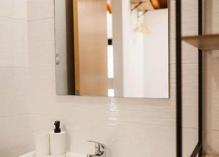 Alvarenga Apartments فيلة