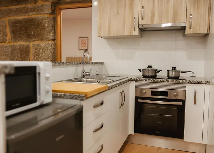 فيلة Alvarenga Apartments